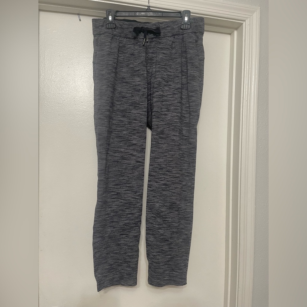 Lululemon Pants Size 8